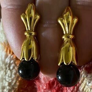 VINTAGE Premier Designs  signed Black and Gold Earrings
